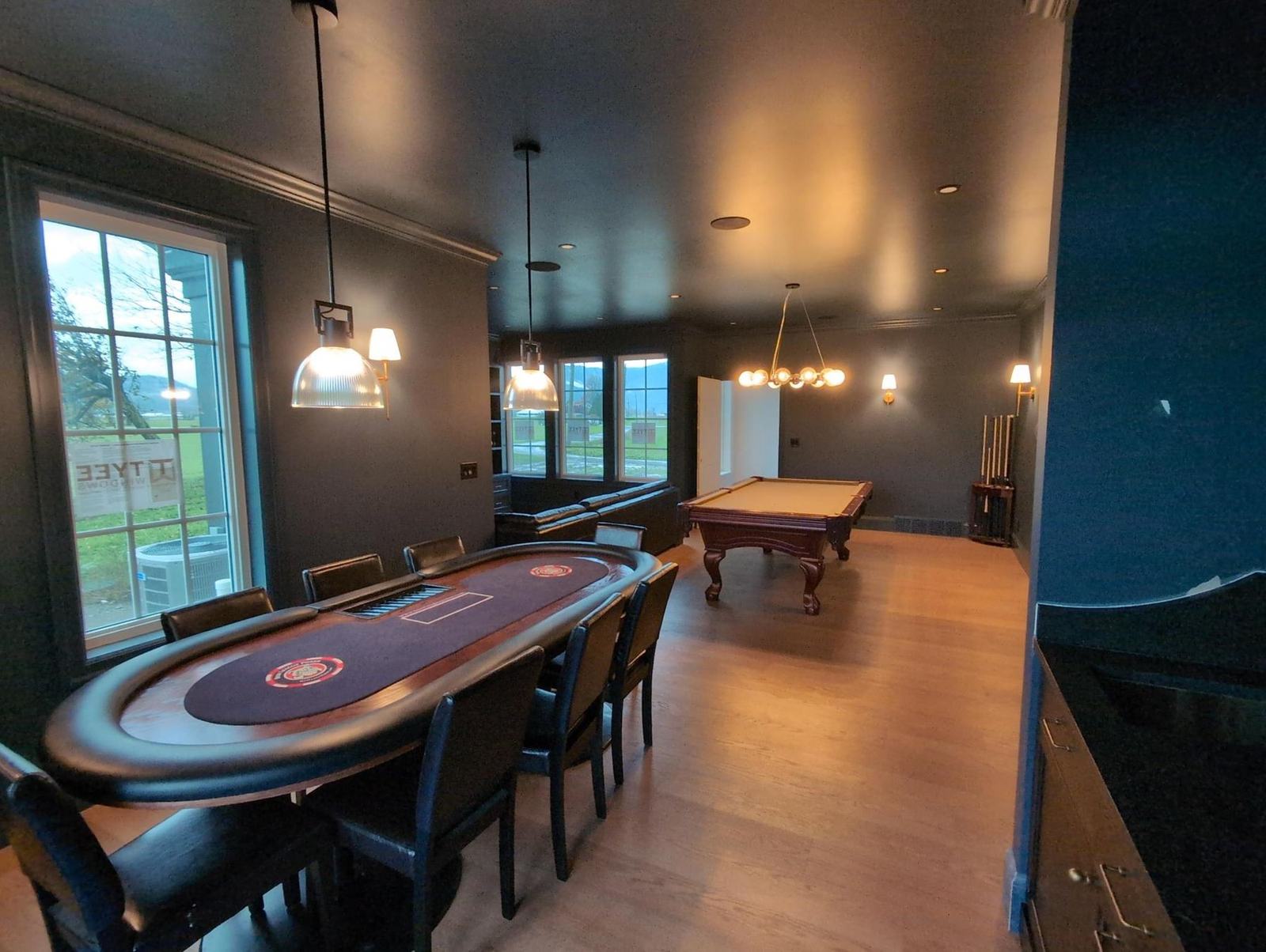Indoor lighting installation
